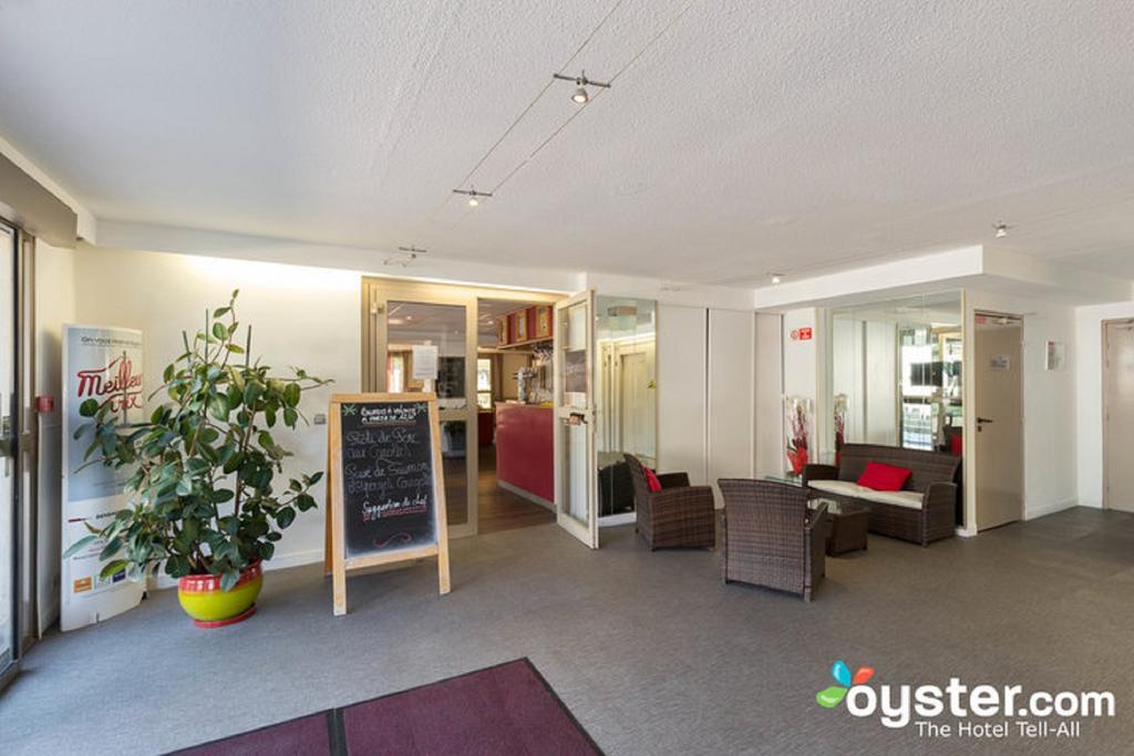 Hotel-Restaurant Isidore Nice Ouest Esterno foto